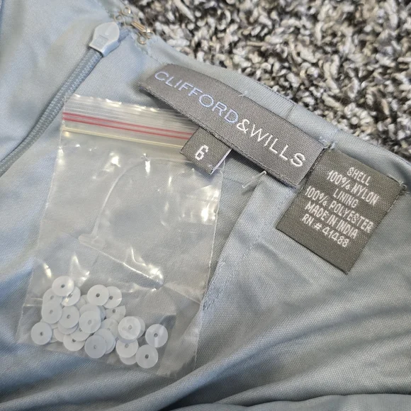 🍂NWOT Clifford&Wills full sequin baby blue midi skirt - Picture 7 of 7
